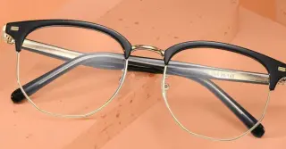 Armação Redonda de Oculos Masculino